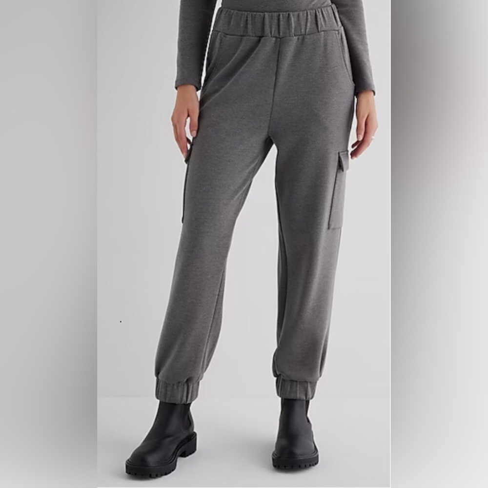 Express Ladies Charcoal Gray High Waisted Luxe Lounge Cargo Joggers Size S NWT